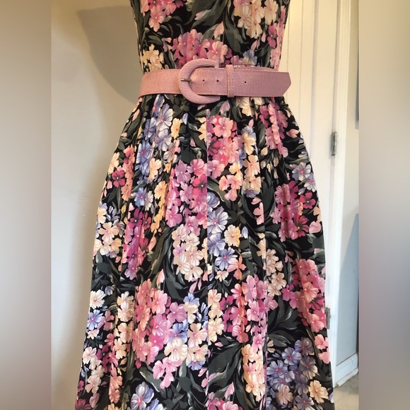 Vintage Floral Midi Length Tea Dress With Pink Belt - Picture 6 of 15